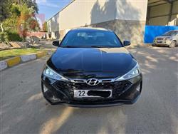 هیوندای ئەلەنترا